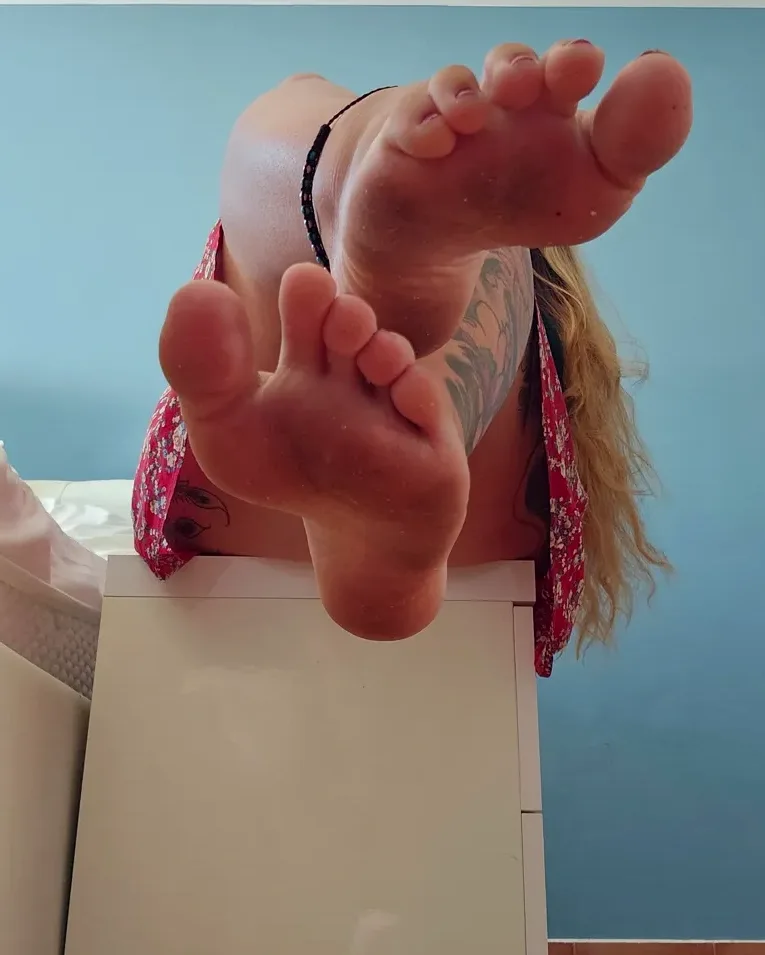 Anna, 34