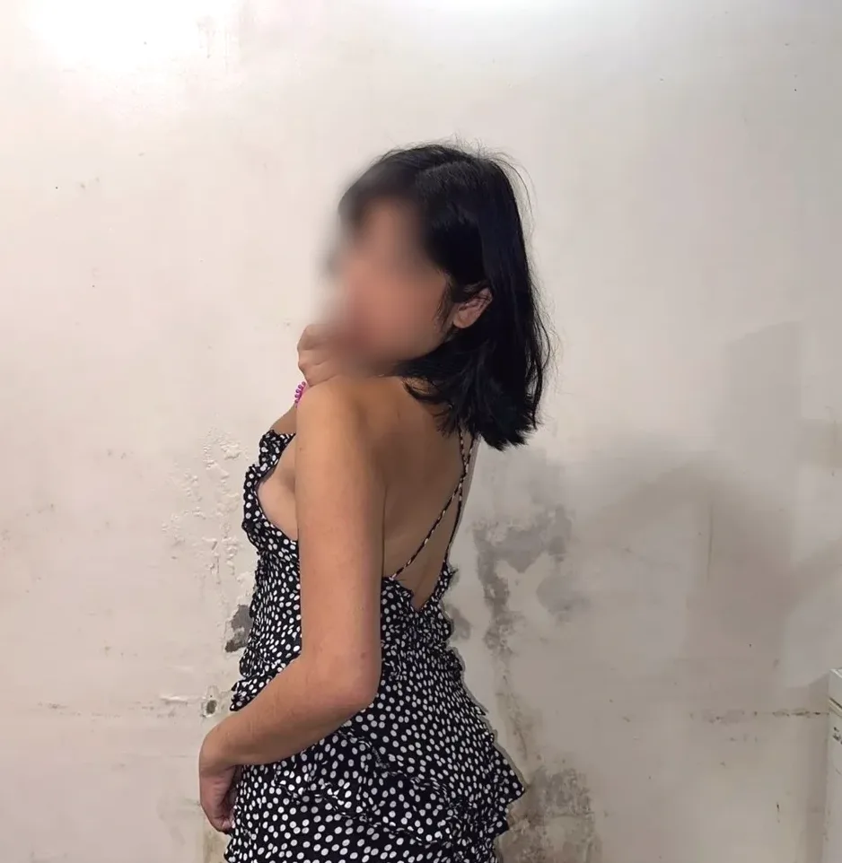 Julia, 26