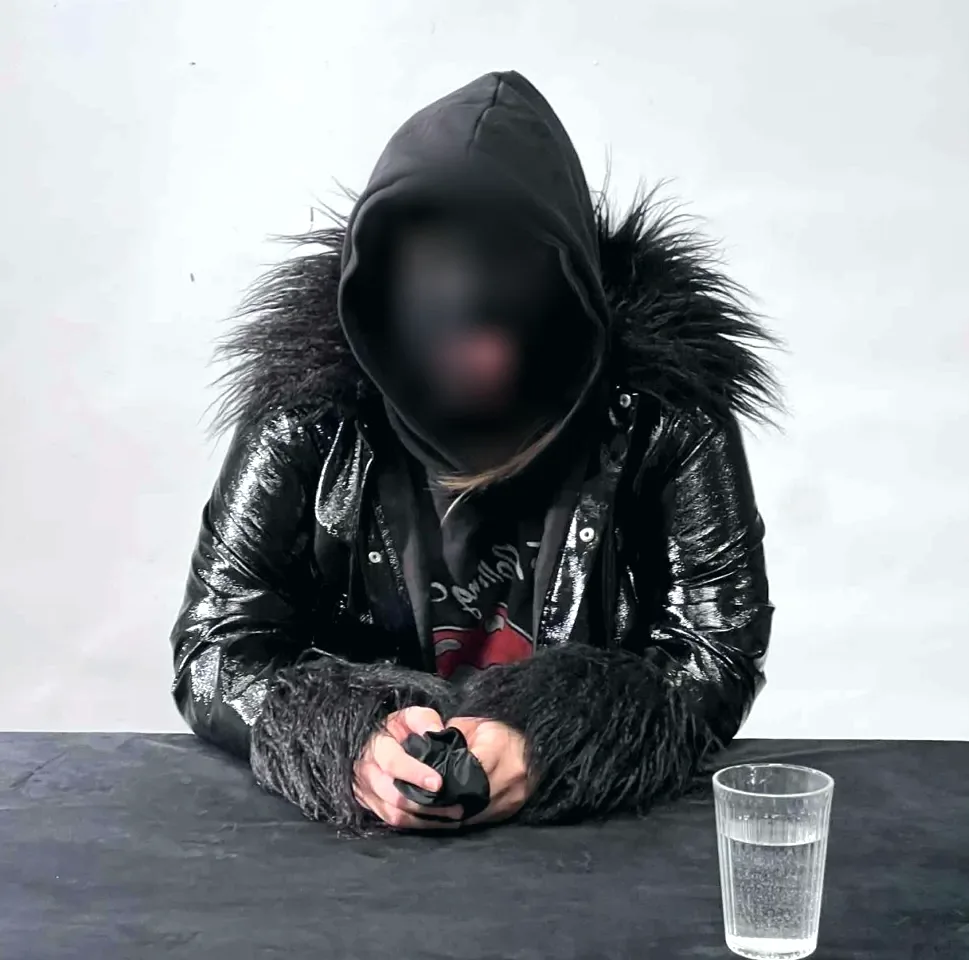 Yvonne, 21